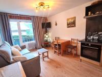 Studio cosy avec balcon, 2 nuits - La Clusaz, proche Bossonnet et pistes, parking inclus - FR-1-459-206 - B&B La Clusaz