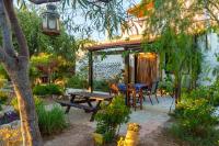 Garden house & sea view Yù Yī - B&B Chavouna