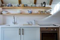 Shepherds Barn - B&B West Dean