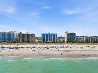 Beachfront Bliss 3BR Oceanfront Condo with Pool and Hot Tub - B&B Myrtle Beach