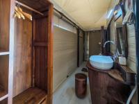One-Bedroom Deluxe Luxury Tent
