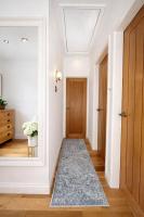 West London House with Parking and Garden, Sleeps 6 - Bed and Breakfast Ealing