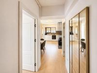 Sea Gem Mamaia - 200m to Beach, XL Terrace, and Beautiful Views - Bed and Breakfast Mamaia