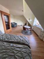 schönes Zimmer und Badezimmer in Einfamilienhaus - B&B Tettnang