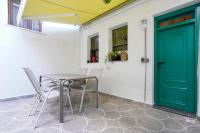 Mercan Apartments Balat- Courtyard Room - B&B Estambul