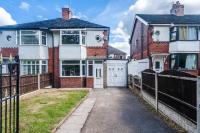 Contractor Base - Parking - Sleeps 5 - Near Trentham Gardens - B&B Stoke-on-Trent