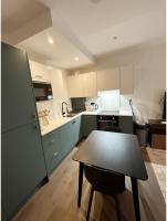 Elegant Ealing Flat Stylish West London Stay - Ferienwohnung London Borough of Ealing