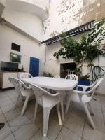 Patio y playa 3 chambres - B&B Portbou