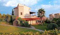 Aura Garden Villa - Chambres d'hôtes Áfytos