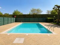 Residence The Golden Sunrise with Pool - B&B Peschiera del Garda