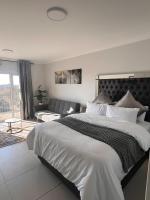 Emerald Escape Studio in Riverstone Wetland Estate - B&B Centane
