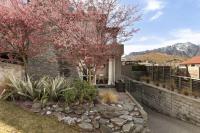 Adelaide Courtyard - Walk to Town - Free Parking - B&B Queenstown