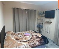 Quarto privativo próxima centro - B&B Piraquara