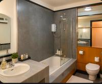Stylish Merchant City Apartment - Bed and Breakfast Glasgow