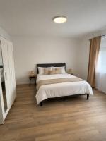 Zentrales-Apartment 2 Schlafzimmer & Aufzug - B&B Karlsruhe