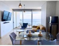 Front Beach Luxury Condo in Camino al Mar - B&B Mazatlán