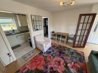 EMA Kegworth 3 bedrooms house 4 beds- private drive way - B&B Kegworth