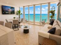 Beachfront Stella Maris Apt on Condado Ave - B&B San Juan