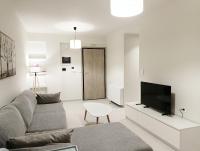 Pearl Suite Marousi -New Build- Private Parking - B&B Atene