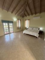 Twin Home Ivory & Sage - B&B Gros Islet