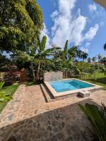 Casa los Mangos Private pool 150 m from the beach - B&B Las Galeras