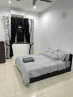 Pa & Ma Kulim Homestay Bandar Putra 4 Bedroom Family Stay - Chambres d'hôtes Kulim