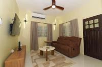 Cozy Montego Bay Retreat with AC, Smart TVs & Patio - B&B Montego Bay