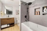 Georgetown Urban 2BR Near City Center - B&B Seattle