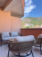 Stylish Apartment with Large Terrace - B&B Budva