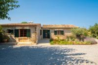 Sea Views Villa, Pou d'Ambroitx, With Pool and Garden in Alcudia - Chambres d'hôtes Alcúdia