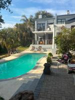 House Foxglove - Bed and Breakfast Paarl