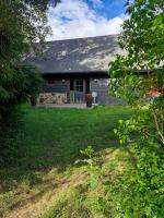 An old horse stable by the sea - B&B Marksa