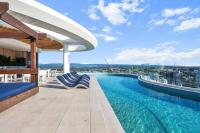 Penthouse Style - Sleeps 8 & Baby - 2BR & Rooftop - Ferienwohnung Gold Coast