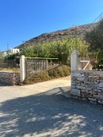 Kini Beach Studio Syros - Bed and Breakfast Kínion