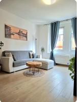 Modern Apartment 15-min-to-Venice - B&B Mestre