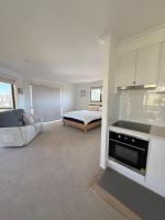 Beachside Studio Apartment - Chambres d'hôtes Bargara