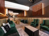 1 on Daphny Apartments, Sandton - B&B Johannesburg