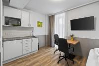 Business Souterrain Studio with Garden-Terrace