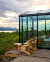 Glass Roof Cabin with hot tub 14 Peaks