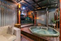 Knysna Lodge Glamping Self Catering Cabin 3 Treehouse - B&B Knysna