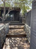 בקתות רום הגולן - B&B Bruchim Qela' Alon