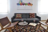 Atico con terraza en la Puerta del Sol - B&B Madrid