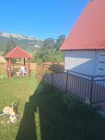 Durmitor View - Bed and Breakfast Mrđenovac