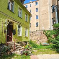 Stylish Riga Center Stay - Free Parking - Walk to Old Town - Chambres d'hôtes Riga