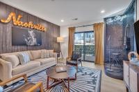 The Stage in Downtown Nashville w Pool/Gym | Walk to Broadway - Chambres d'hôtes Nashville