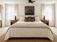Caviar on Pine in Downtown, Walk to the Square, 4 Bedrooms, 9 Guests - B&B McKinney
