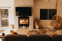 License To Chill - B&B Yucca Valley