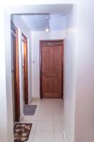 Modern 2BR Haven Carrefour, Pizza Inn & Chicken Inn - B&B Nairobi