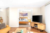 Luxury Boardwalk Apartment Unit 7 - B&B Narooma