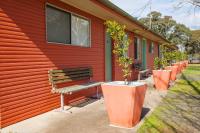 Castlereagh Village Holiday Units - Chambres d'hôtes Coonabarabran